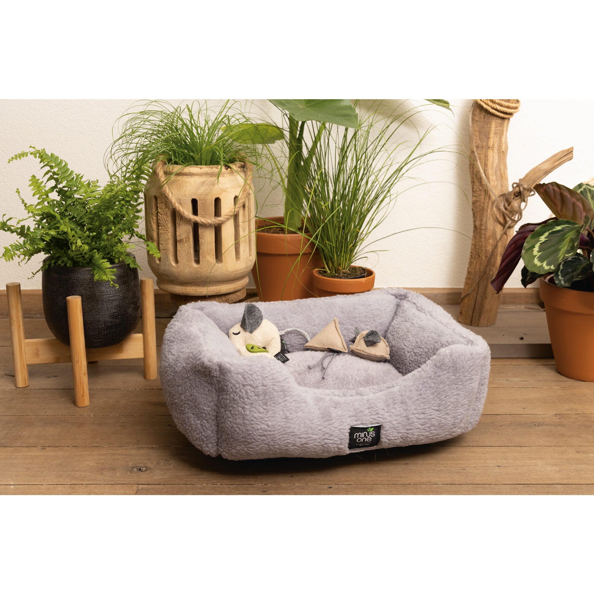  Beeztees Minus One Nox Cat Bed - Light Grey