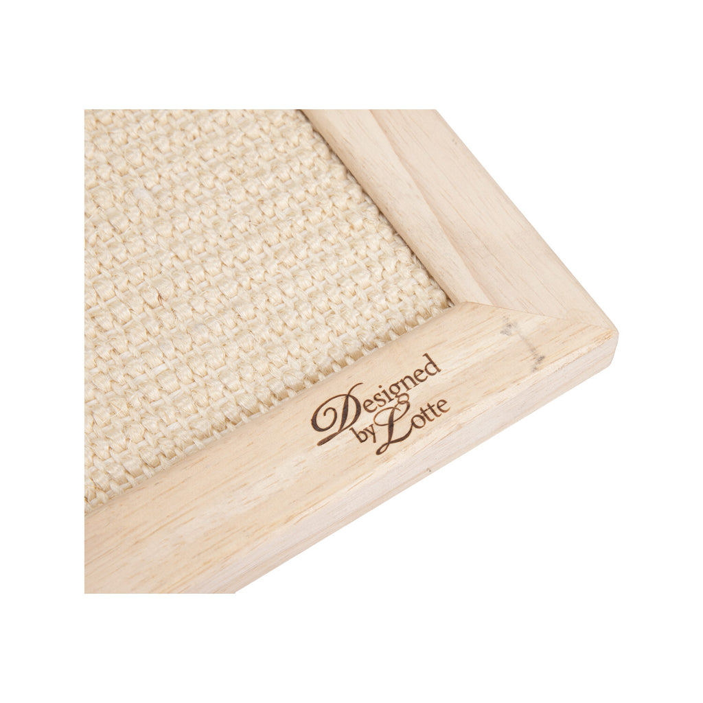  Designed By Lotte Sammy Scratching Board